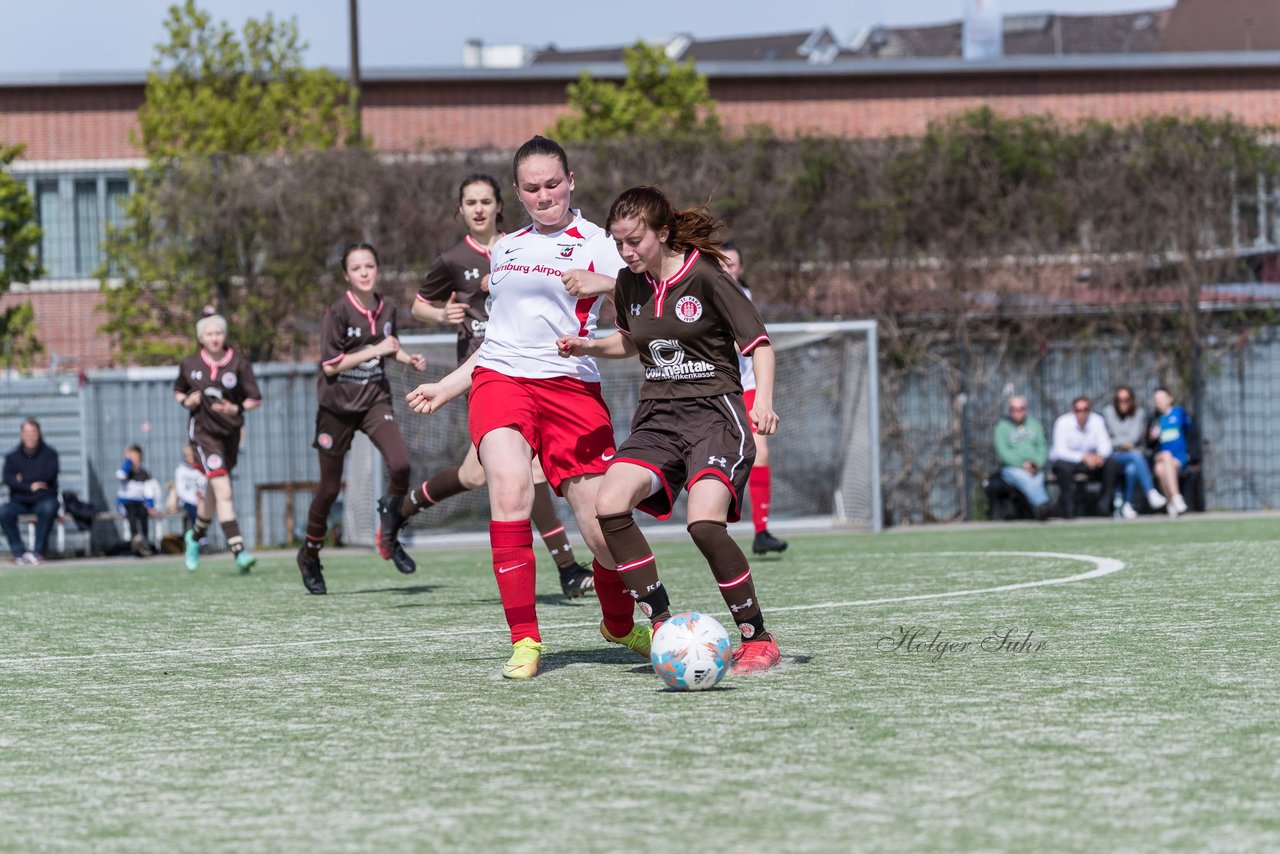 Bild 156 - wBJ St. Pauli - Walddoerfer : Ergebnis: 1:11